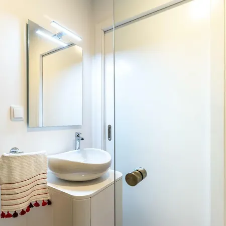 Bhf Residences Lotus Semesterbostad