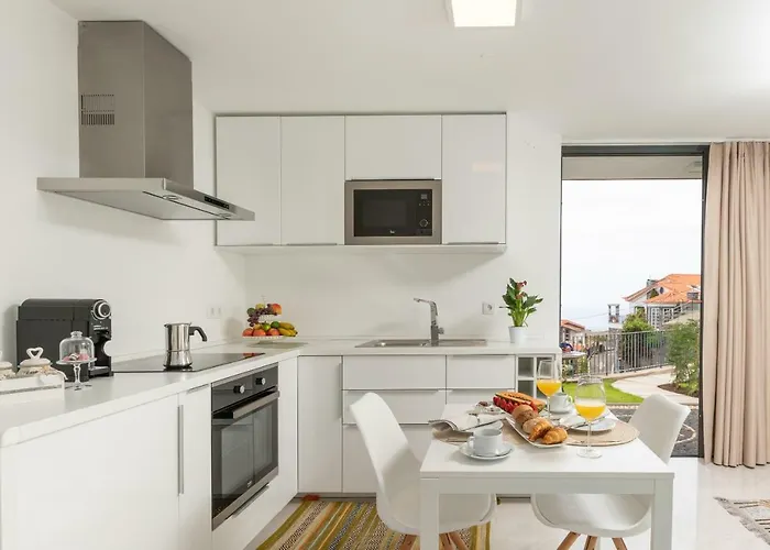 Bhf Residences Lotus Holiday home *